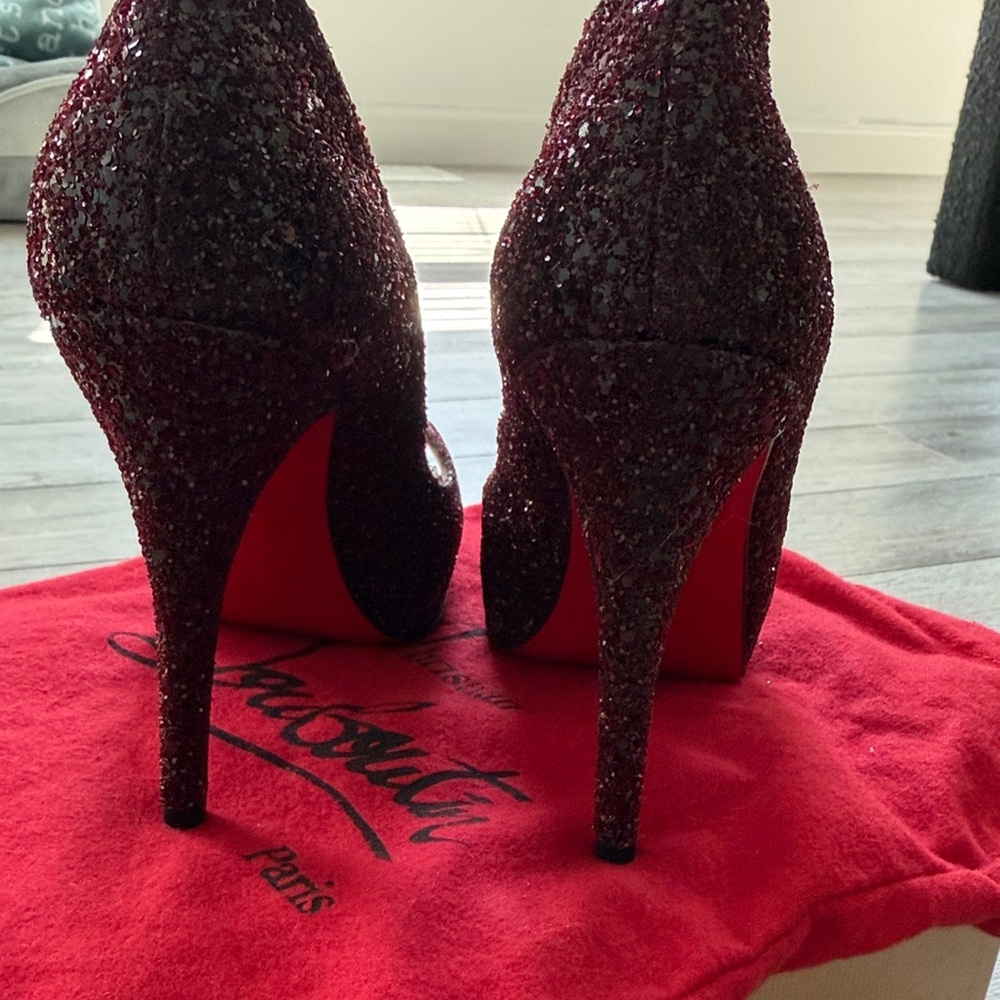 Christian Louboutin BURGUNDY HEELS - Picture 10 of 11